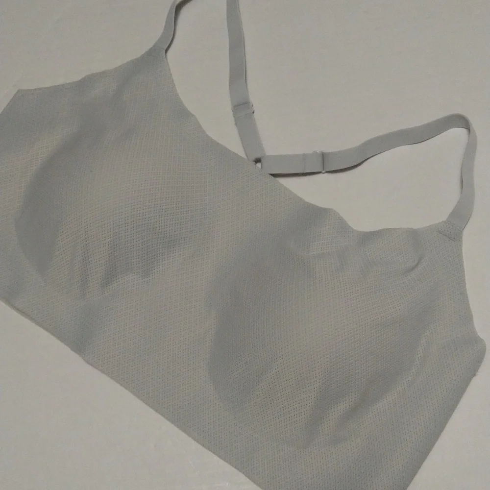 Hanes Gray Cross-Back Bralette With Removable Pads Size XL - Picture 3 of 10